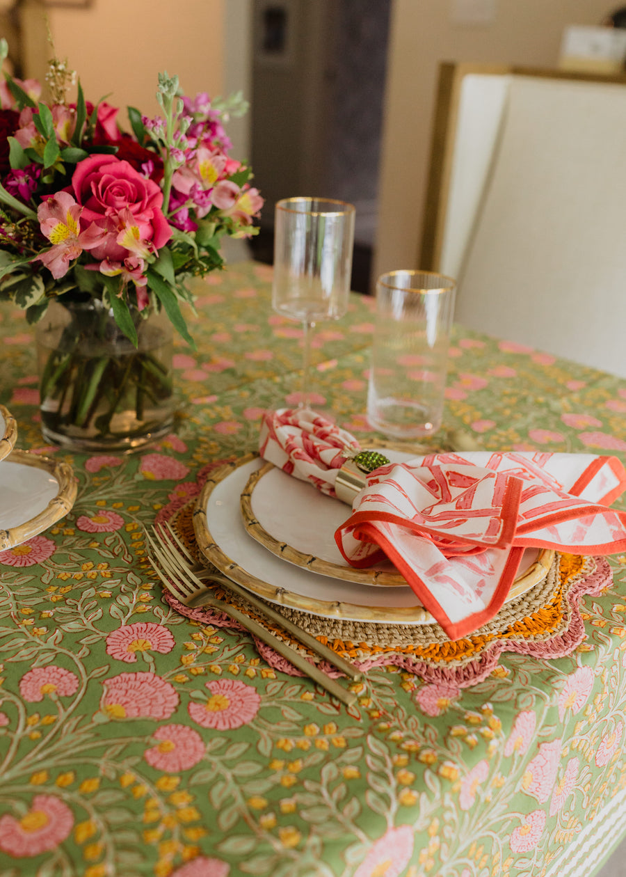 Garden Party Scalloped Placemat, pink/orange, s/4