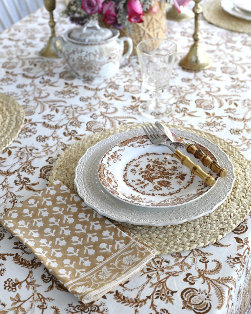 Lilibet Mocha Tablecloth